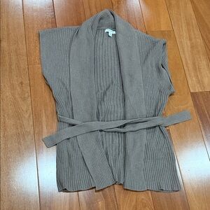 Banana Republic Taupe Ribbed Opened Cardigan Sweater Vest Size M
